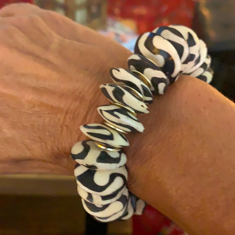 No Label Wood Bracelet